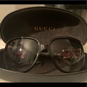 AUTHENTIC GUCCI SUNGLASSES